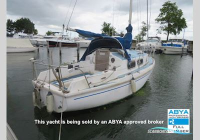 Westerly Pageant Sailingboat 1979, with Sole Mini 17 engine, United Kingdom