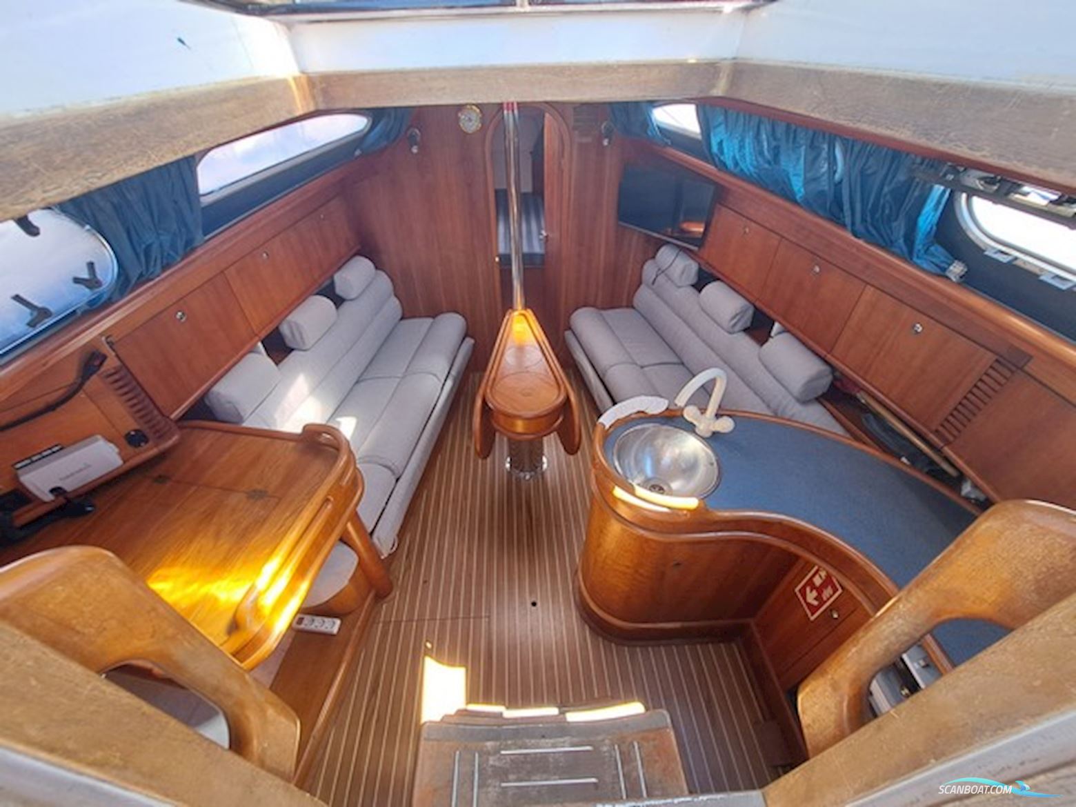 Westerly Regata 310
