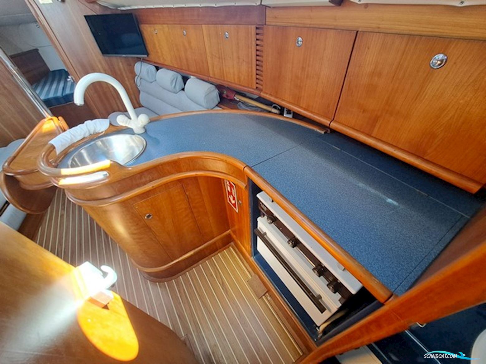 Westerly Regata 310