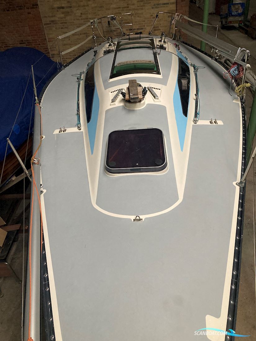 X 102