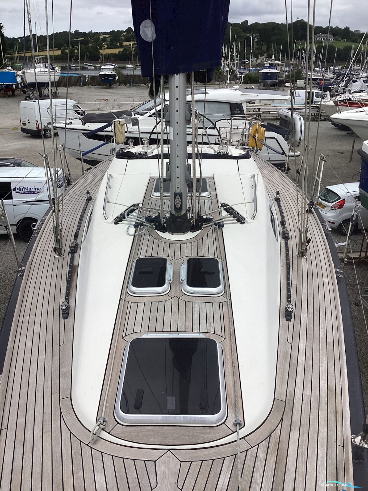 X-37 - X-Yachts