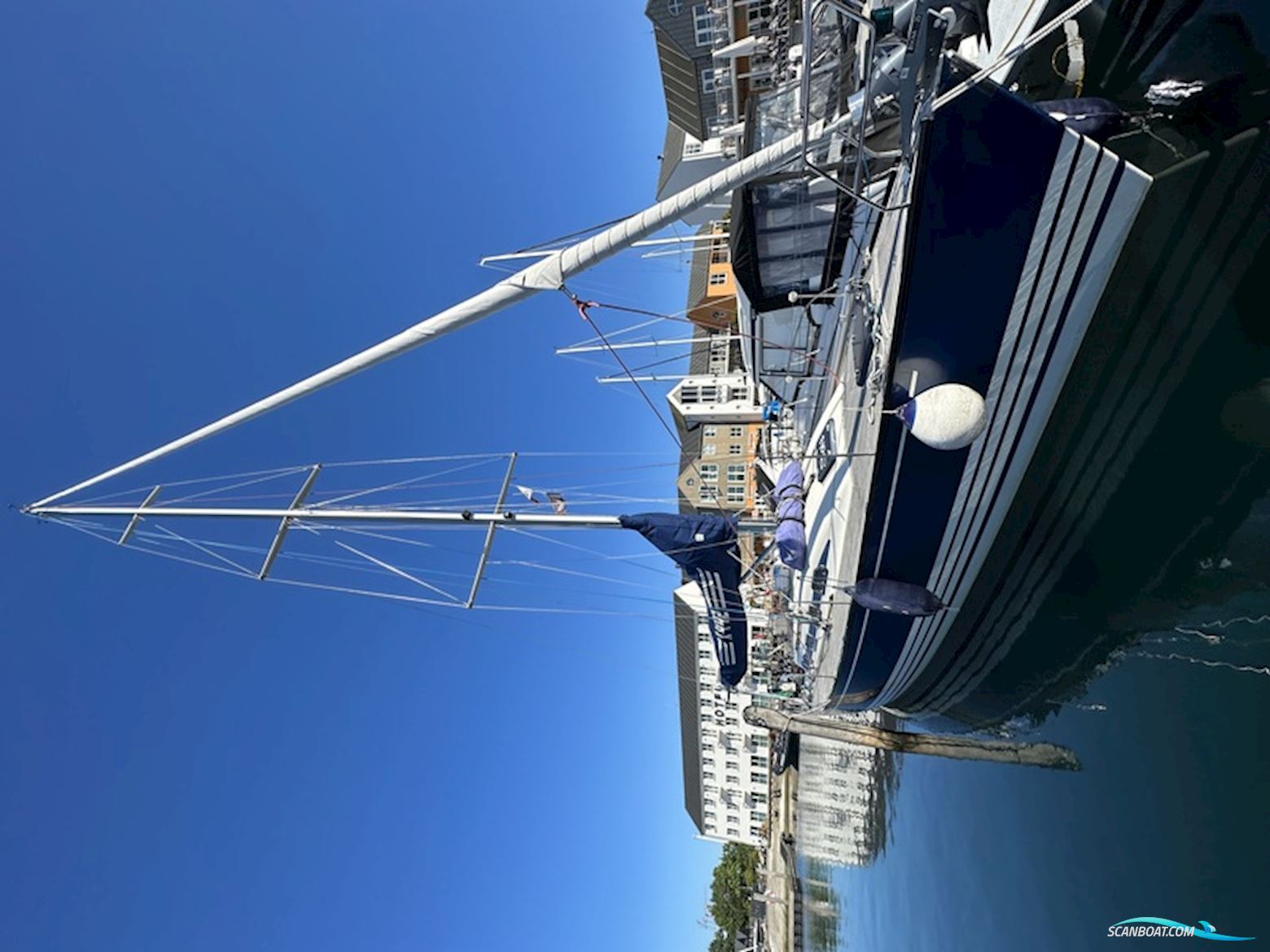 X-442 X-Yacht