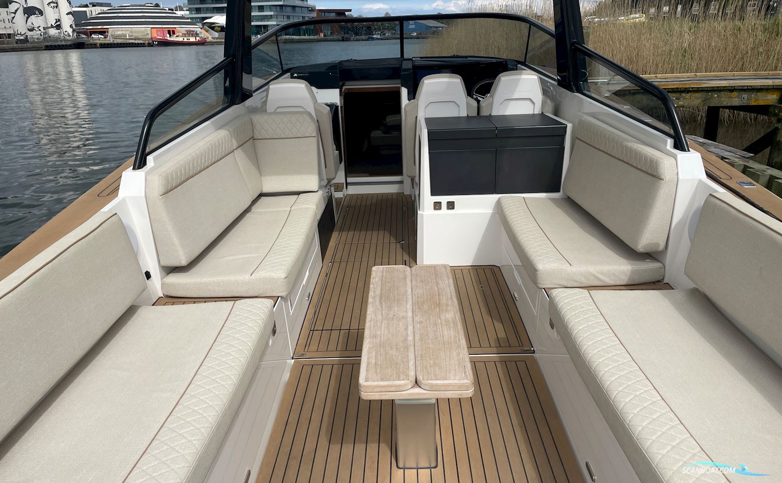 X-Power 33C - X-Yachts