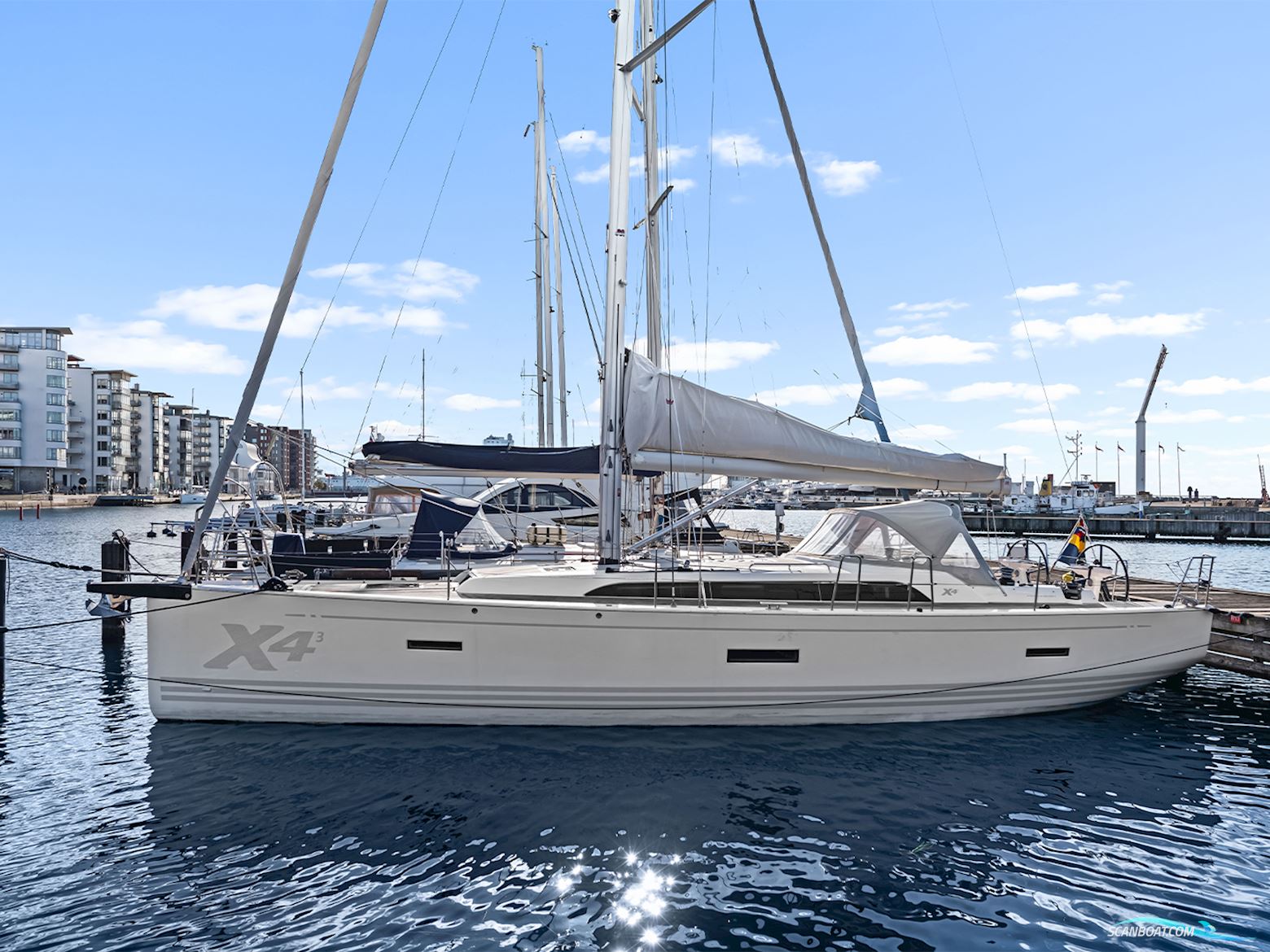 X-yachts 4.3
