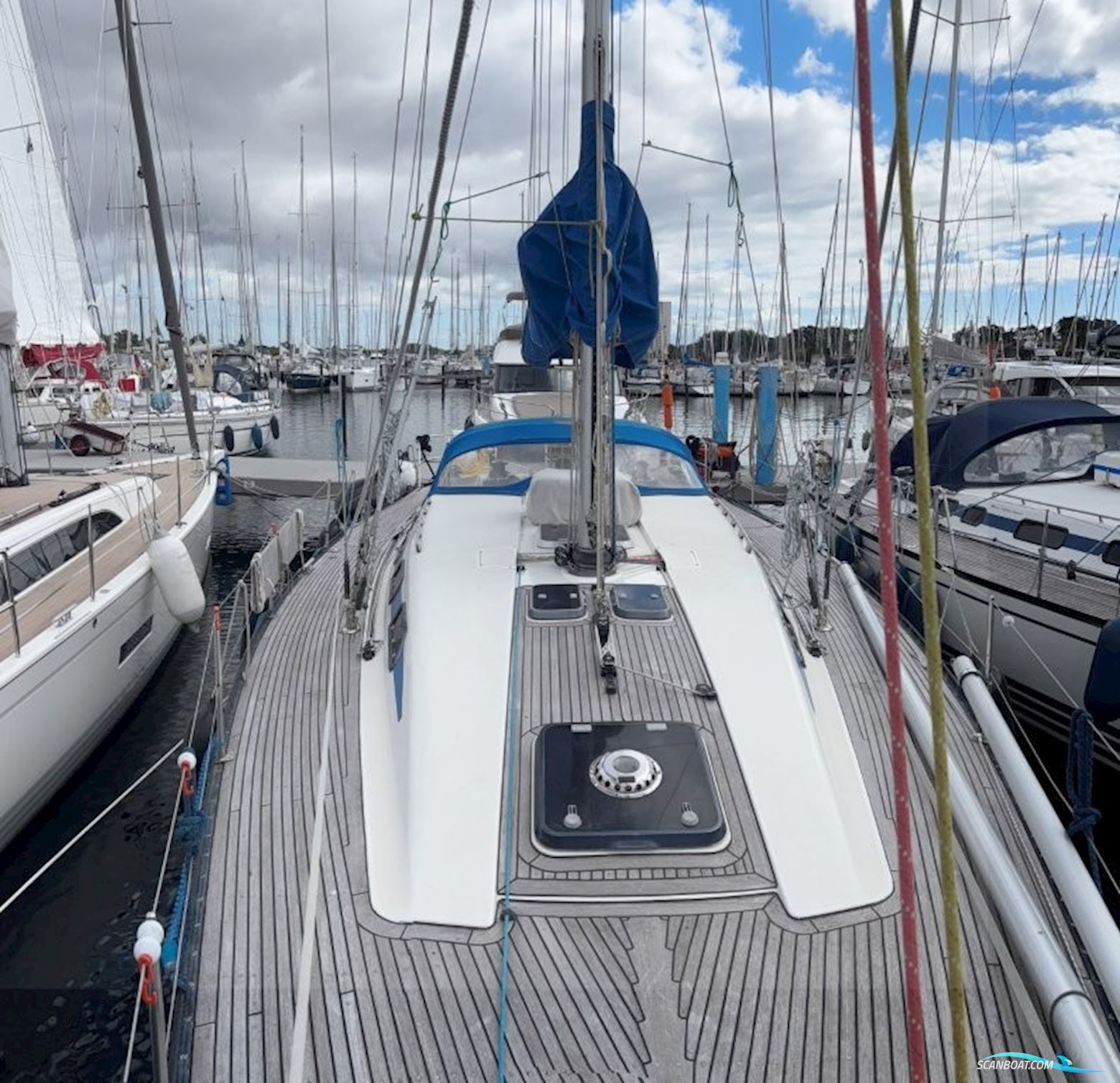 X-Yachts 442
