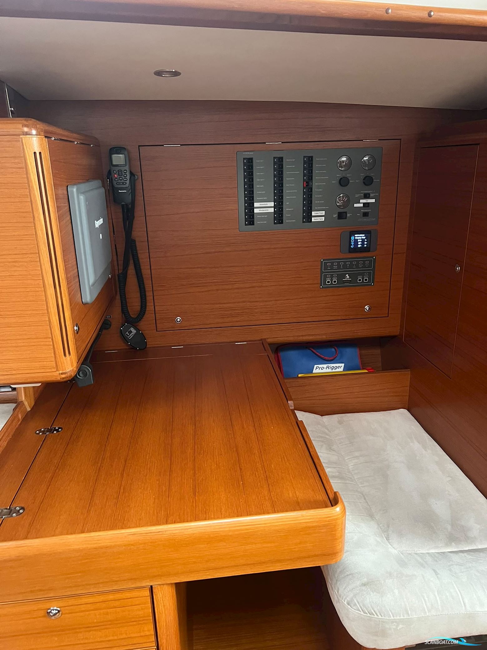 X-Yachts 55