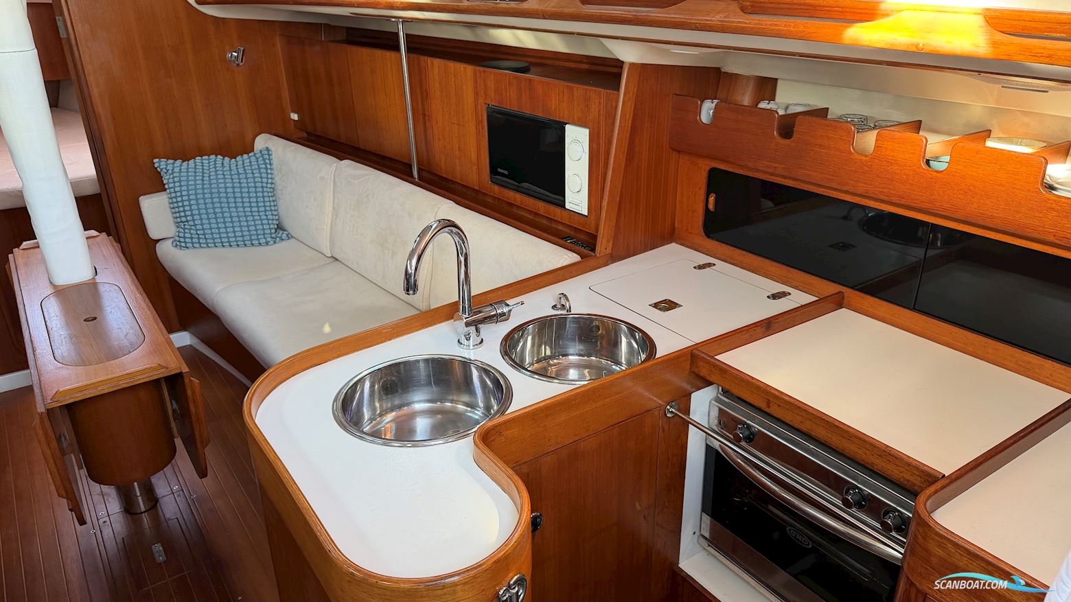 X-Yachts X-382