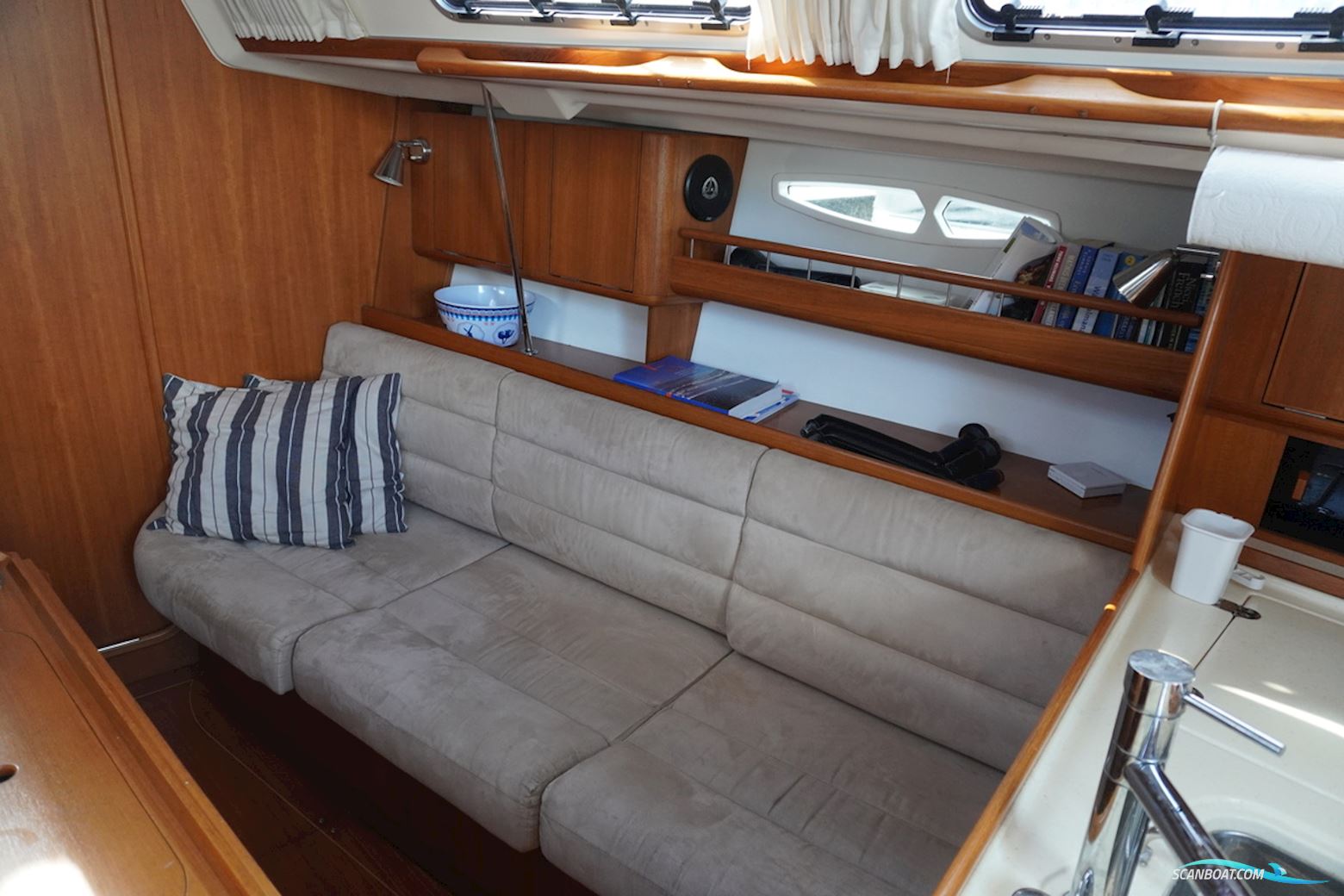 X Yachts X 40