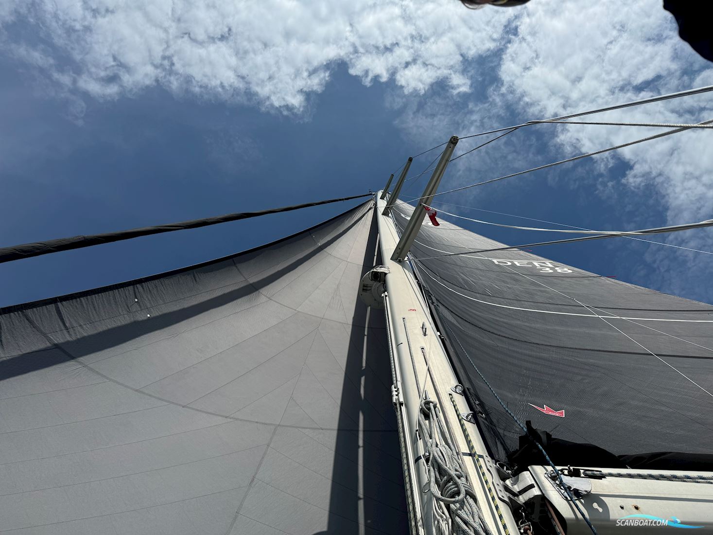 X-Yachts X50 NY Mast