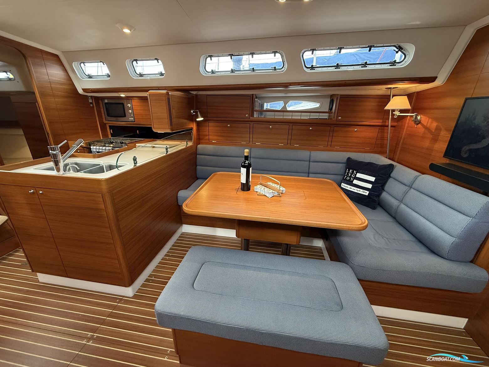 XC 42