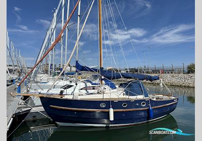 Yarmouth 23 Sailingboat 2000, with Beta Marine engine, United Kingdom