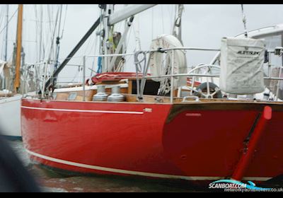 Nicholson Classic 35 (ex Yeomen Xiv) Segelbåt 1966, med Yanmar 2GM20F motor, England