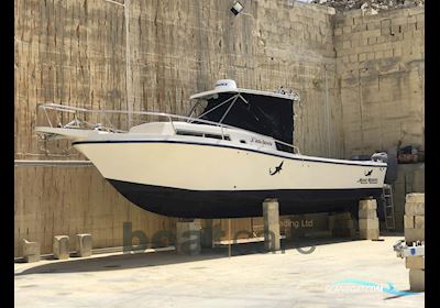 Mako B260 Motor boat 1991, with Mercury Optimax engine, Malta