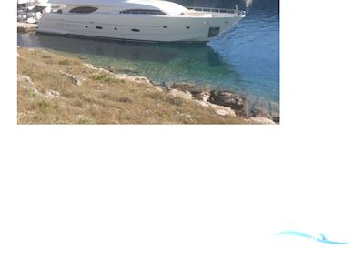 Ferretti 94 Custom Line Motor boat 2005, with Mtu engine, Italy