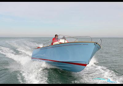 Rhea 23 Open Motorbåt 2024, Frankrike