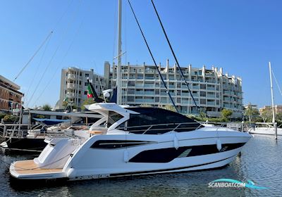 Sunseeker Predator 55 Evo Motorboten 2022, met Volvo Penta D11-725 motor, Italië