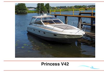 Princess V42 Motorboot 2000, mit Volvo Penta Kad 44 motor, Dänemark