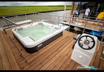 Twin M-Cabin Houseboat Live a board / River boat 2024, Litauen