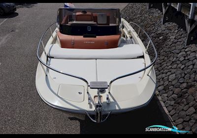 Invictus 250 CX Motor boat 2021, with Mercury engine, The Netherlands