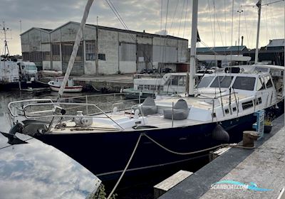 Lancer 72” Motorsailer 1985, with Mercedes OM402L engine, Denmark