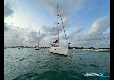 Beneteau Oceanis 411 Clipper Segelbåt 1999, med Volvo D2-55 motor, Martinique