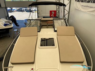 Bayliner VR6 Cuddy, Mercruiser 6,2 Mpi, Demobåd. Hør OM Pris. Motorbåt 2020, med Mercruiser motor, Danmark