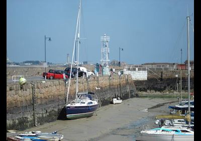 Southerly 42 Rst Sailing boat 2010, with Yanmar 4JH4-E engine, United Kingdom