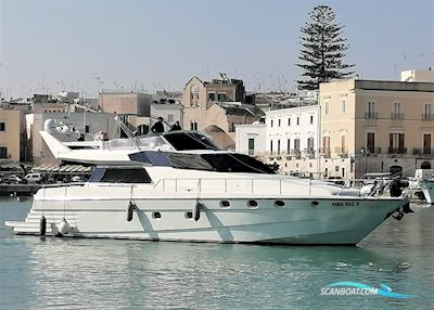 Other motorboats (should be deleted) 65 Fly Motorboot 2001, mit Caterpillar motor, Italien