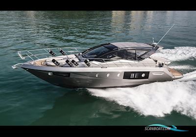 Cranchi M44 HT - 2022 Motorboot 2022, mit Volvo Penta D6 m/Joystik motor, Dänemark