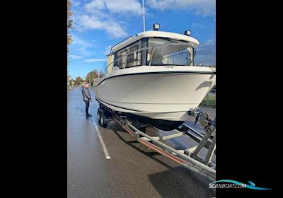 Quicksilver 675 Pilothouse Motor boat 2018, with Mercury engine, United Kingdom