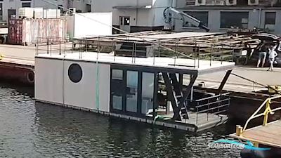 Shogun Mobile Houseboat Huizen aan water 2024, Poland