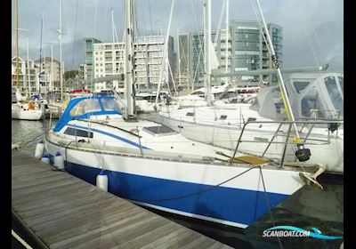 Peterson Contention 33 Sailing boat 1978, with 1 x Beta Marine engine, United Kingdom