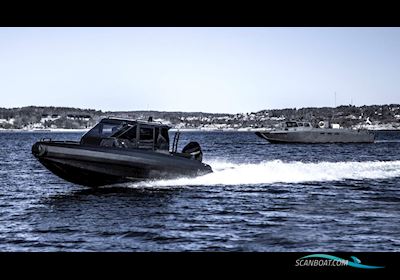 IRON 827 Coupe Motorbåt 2024, med Mercury 400 V10 Verado motor, Sverige