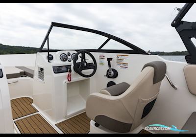 Bayliner VR4 OB Motorboot 2024, Dänemark