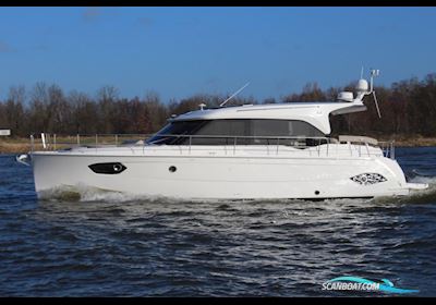 Bavaria E40 Sedan Motor boat 2017, with Volvo Penta engine, The Netherlands