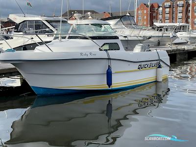 Quicksilver 450 Cabin Motor boat 2003, with Mariner engine, United Kingdom