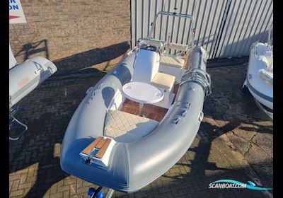 Unclassified Escape 480 Motorbåt 2022, med Mercury motor, England
