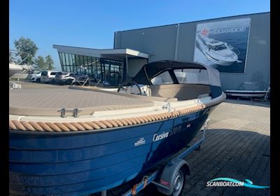 Corsiva 570 New Age Motorboot 2022, mit Mercury motor, Niederlande