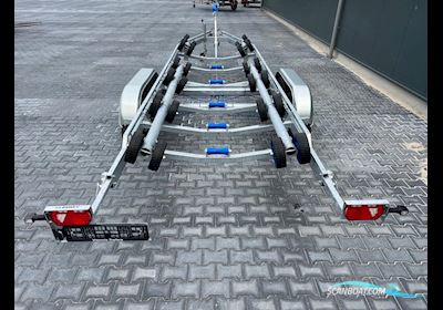 Vlemmix Boottrailers K 3500 kg. Flex Roll Met Wegklapbare Led Verlichting Boat trailer 2023, The Netherlands