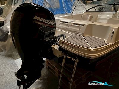 ...Solgt...Bayliner VR4 Bowrider OB, Mercury F150 Motorboot 2020, mit Mercury motor, Dänemark