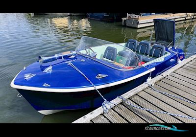 Speedboot, Vintage, Runabout 550 Motor boat 1967, with Volvo engine, The Netherlands