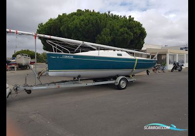 Jeanneau Sun 2000 Sailing boat 2001, with Tohatsu engine, Portugal