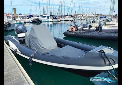 Lomac Adrenalina 7.5 Motorboot 2016, mit Yamaha F300 BETU 300hp/cv (2016) motor, Frankreich