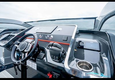 Fairline F//Line 33 Motorbåd 2021, med Volvo Penta Petrol motor, Holland