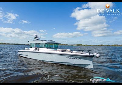 Axopar 37 XC Cross Cabin Brabus Line Edition Motorboot 2023, mit Mercury motor, Niederlande