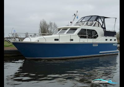 Succes 106 AC - Te Huur 2-5 Personen Motorbåd 2017, med Volvo Penta motor, Holland