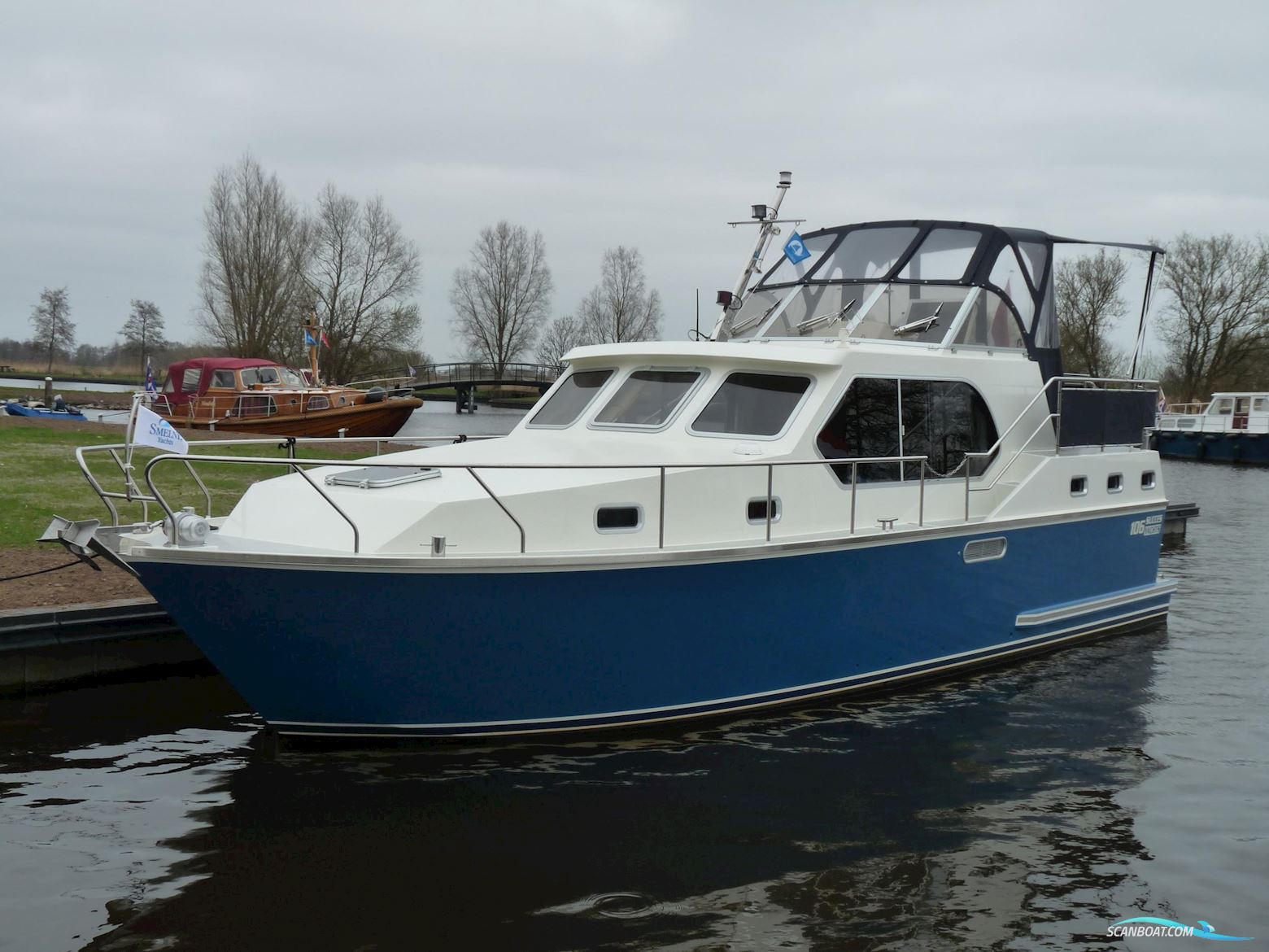 Succes 106 AC - Te Huur 2-5 Personen Motor boat 2017, with Volvo Penta engine, The Netherlands