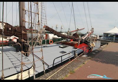 Charter Cat Clipper Work ship 1898, with Daf engine, The Netherlands