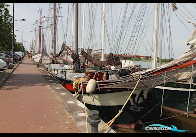 Charter Cat clipper Work ship 1898, with DAF engine, The Netherlands