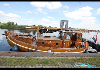 Classic Kotter Zeilboten 1975, met Bmc motor, The Netherlands